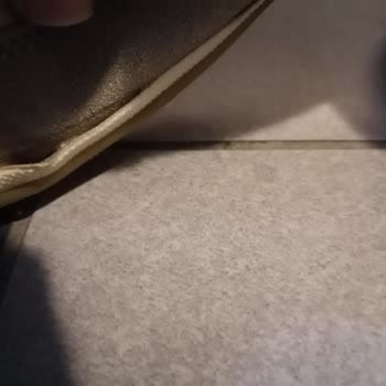 Kısa Sürede Deforme Olan Ayakkabı İçin FLO Ve Slazenger Arasında Mağduriyet