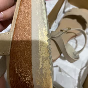 Kısa Sürede Deforme Olan Sandalet İçin İade Veya Değişim Talebi