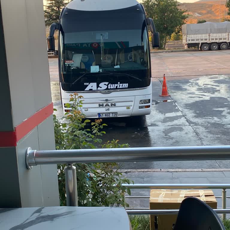 Soğuk Otobüs, İlgisiz Personel: As Turizm'de Yolculuk Çilesi