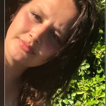 Microblading İşleminden Sonra Doğal Olmayan Kaşlar Ve Sorunun Giderilmemesi