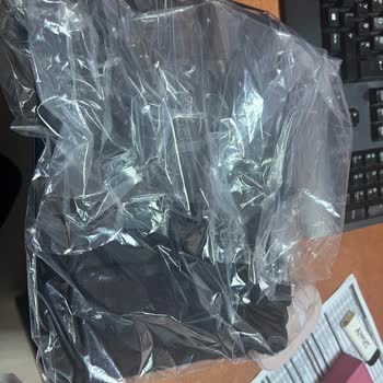 Tommy Hilfiger Siparişim Hediyelik Olarak Uygun Olmayan Kutu Ve Etiketle Gönderildi, Müşteri Hizmeti Çözüm Sunmadı