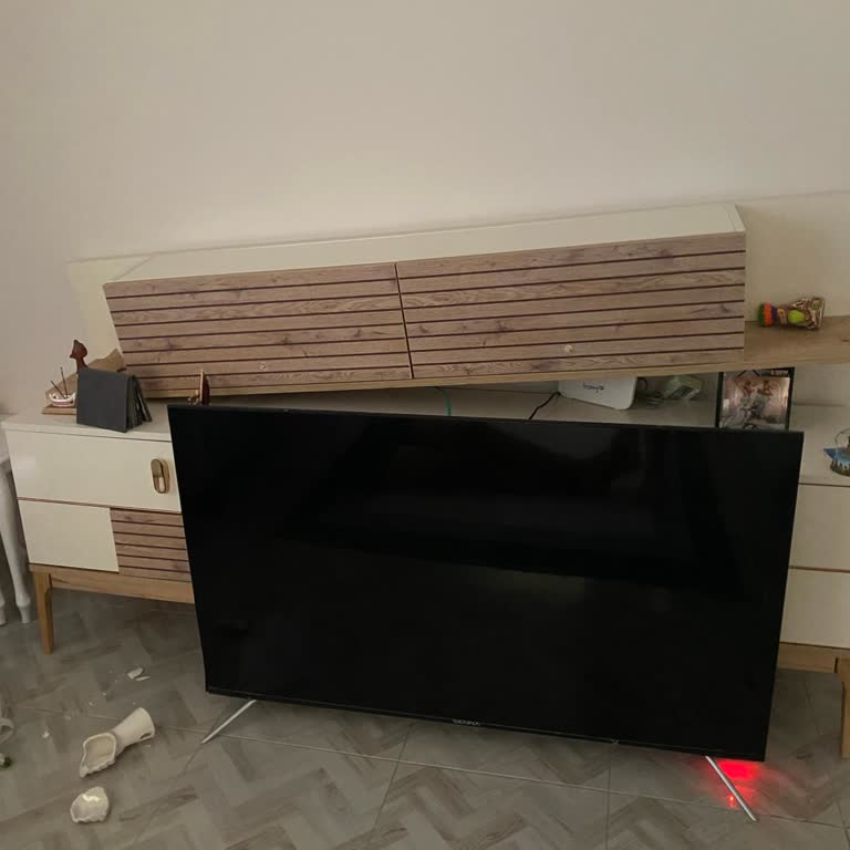 Duvardan Düşen Ünite Televizyonumu Kırdı, Sorumluluk Kabul Edilmedi