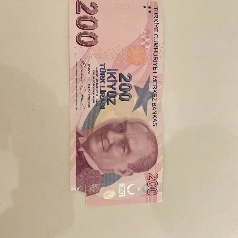 ATM'den Çekilen Yırtık Para İçin Bankadan Destek Alamamak