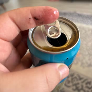 Satın Aldığım Emziren Anneler İçeceğinde Siyah Tortu Çıkması