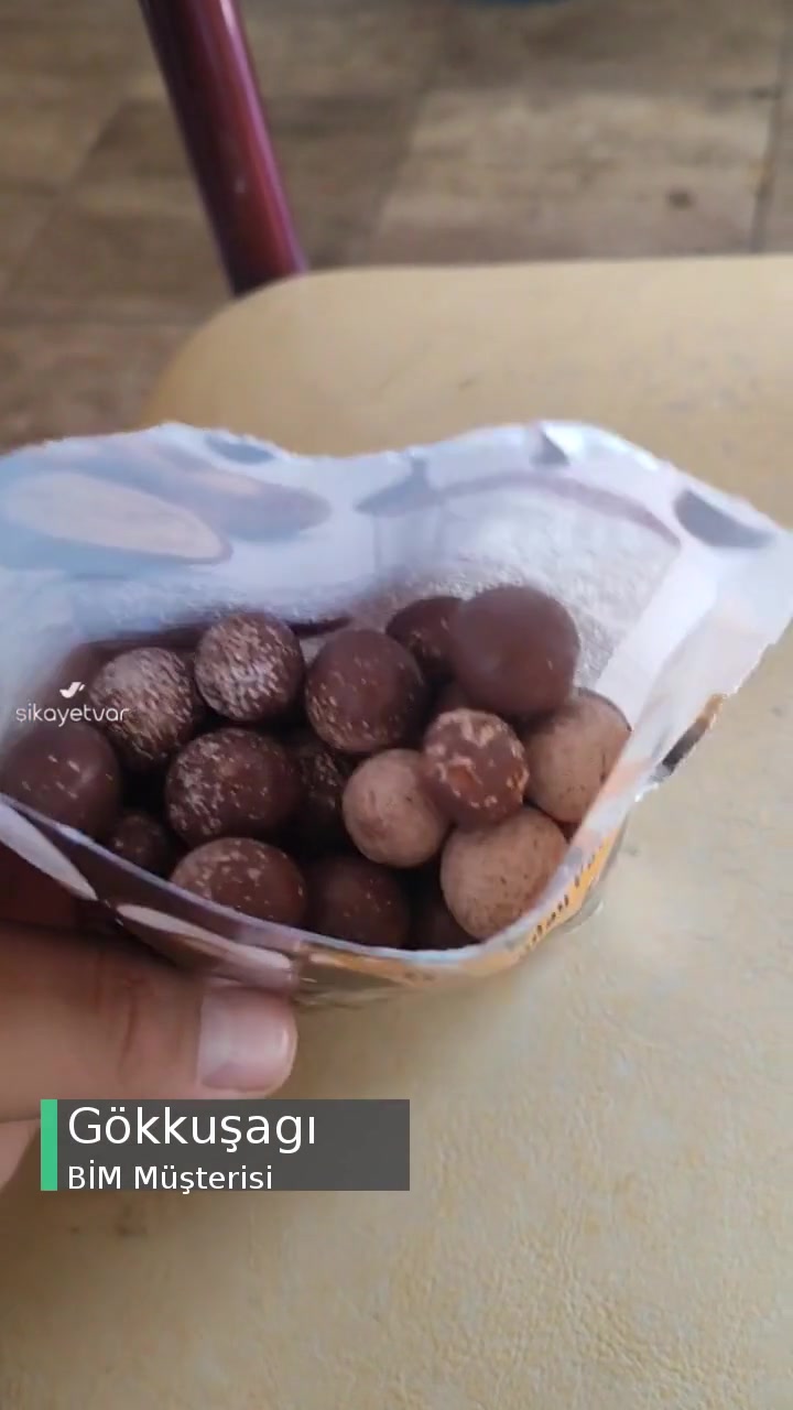 BİM Bozuk Topi Tanem videonun kapak resmi