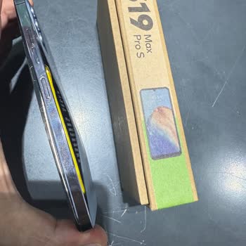 Reeder 6 Aylık Garantili Telefona Yüksek Servis Ücreti ve Tehditkar Davranışlar