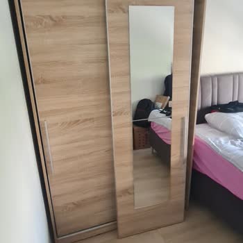 Montajdan Hemen Sonra Arızalanan Gardırop Ve Yetersiz Müşteri Hizmeti