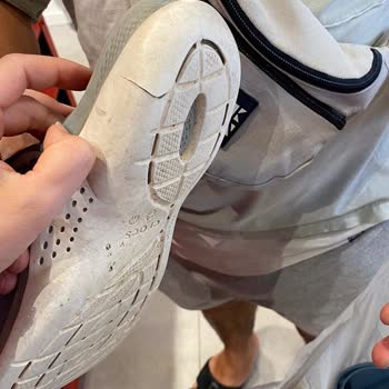 Garanti Süresi Devam Eden Terliğin Tabanı Yırtıldı, Değişim Talebim Reddedildi