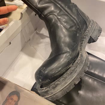 Kısa Sürede Deforme Olan Çizme İçin Sürekli Reddedilen Değişim Talebi