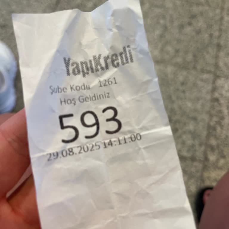 Hamile Müşteriye Öncelik Tanınmadı, 1,5 Saat Bekletildim!