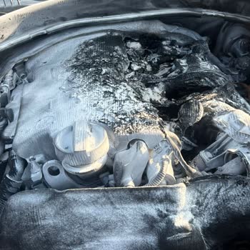 BMW Aracımda Fabrika Hatası Sonucu Çıkan Yangın Ve 80 Gündür Çözülmeyen Mağduriyet