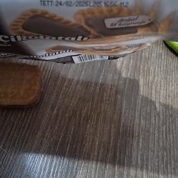 Satın Alınan Bisküvi Ürününde Çikolata Eksikliği ve Üretim Hatası