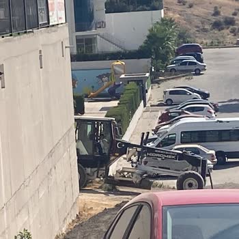 Asfalt Çalışması Sırasında Aracım Kapatıldı Personel Saygısız Davrandı