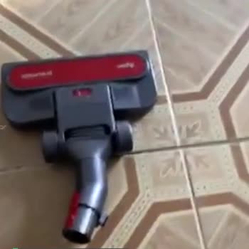 Dyson Depremzede Vatandaşım Yardımınızı Bekliyorum!