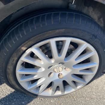 Yeni Alınan Lastik Otobanda Parçalandı, Ek Masraflarım Karşılanmadı