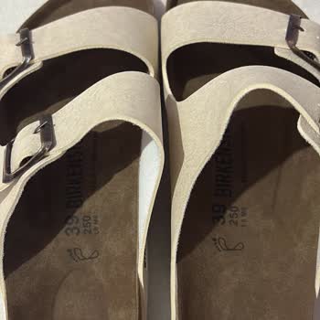 Yanlış Numara Gönderilen Terliğin Değişimi Bir Ayı Aştı, Hâlâ Çözüm Yok