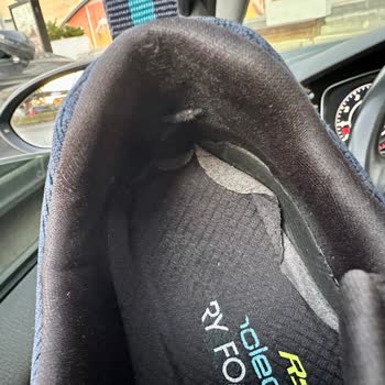 Skechers Track Ayakkabıda Garanti Süresinde Oluşan Deformasyon Ve Red Yanıtı