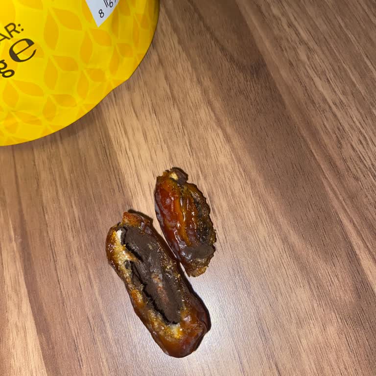 Aldığım Hurmanın İçinden Küf Çıktı Markadan Açıklama Bekliyorum