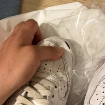 5400 TL'lik Nike Ayakkabı Üç Ayda Açıldı, Firma Sorumluluk Almıyor