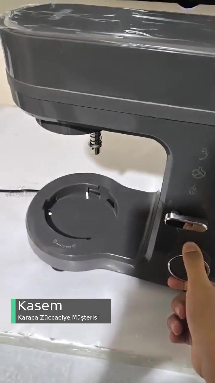 Karaca Züccaciye İlk Kullanımda Bozulan Hamur Yoğurma Makinesi videonun kapak resmi