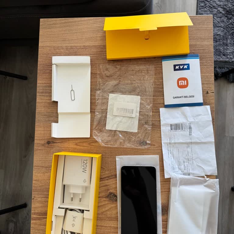 Aldığım Telefon Hem Garantisiz Çıktı Hem De İadem Kabul Edilmiyor, Mağdur Edildim