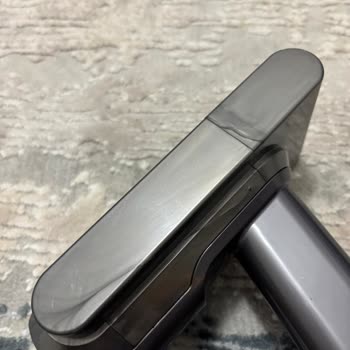 Dyson V15'te Boya Kalitesi Beklentimi Karşılamadı, Değişim Talebim Reddedildi