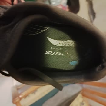 Garanti Dışı Bırakılan Skechers Ayakkabıda Kırılma Ve Jel Patlaması Sorunu