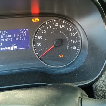 Dacia Duster Arızası 2 Aydır Çözülemiyor, Sürekli Parça Değişimi Mağduriyeti