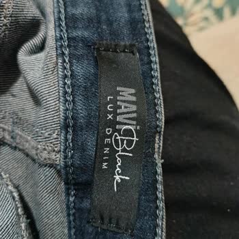 Yeni Alınan Pantolonun Kısa Sürede Yırtılması Hayal Kırıklığı Yarattı