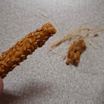 Çubuk Krakerden Fırça Kılı Çıktı: Hijyen Skandalı Ve İade Talebi