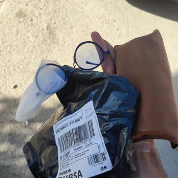 Siparişimde Yanlış Gözlük Gönderildi Ve Satıcıdan Yanıt Alamadım