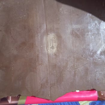 Son Kullanma Tarihi Geçmemiş Çikolatada Renk Değişikliği Sorunu