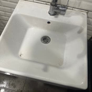 İstasyon Tuvaletlerinde Sürekli Hijyen Sorunu Ve Kötü Koku