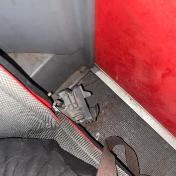 Emniyet Kemersiz Koltuk Ve Yanıltıcı Koltuk Seçimi: Güvenliğim Tehlikeye Atıldı