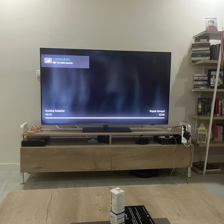Philips Televizyonda Işık Süzmeleri Ve Servis Süreci Sorunu