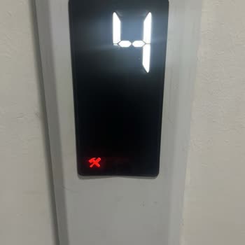 Üçgen Mühendislik Dündar Asansör Şikayetçiyiz