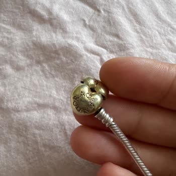 Pandora Moments Bilekliğimin Gold Kısmında Renk Atması Ve Kararma Problemi