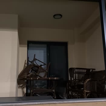 Çevik Panjur Balkon Camlarında Üretim Hatası