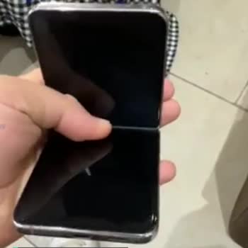 Samsung Z Flip 4 Ekran Sorunu