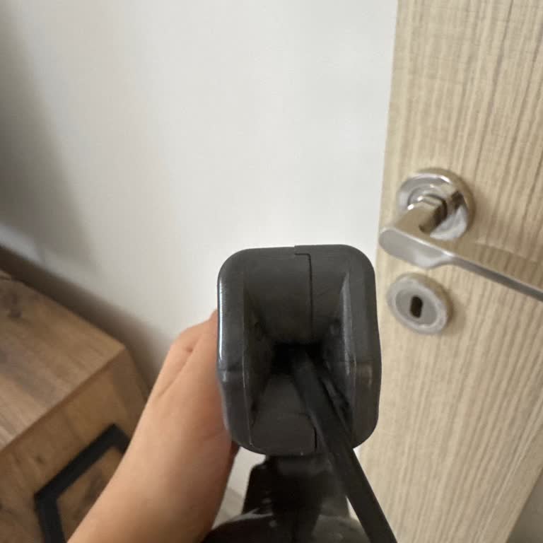 Elektrikli Süpürgede Kablo Kaynaklı Güvenlik Sorunu ve Değişim Talebi