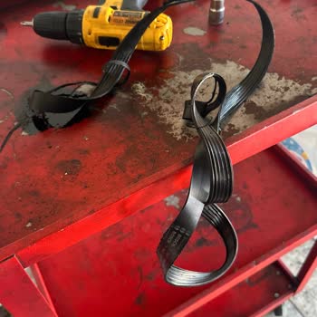 Arızalı Bosch V Kayışı Ve Firma İlgisizliği Nedeniyle Mağduriyet Yaşadım