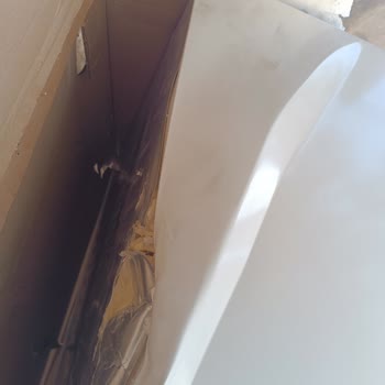 Hasarlı Buzdolabı Ve Sorumluluk Kabul Etmeyen Firmalar Nedeniyle Mağduriyet