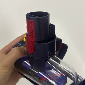 Dyson Süpürgenin Başlığı Hasarlı Çıktı Değişim Yapılmadı