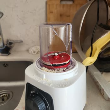 Tefal Blender'ın Öğütücü Kabı Patladı, Can Güvenliğim Tehlikeye Girdi