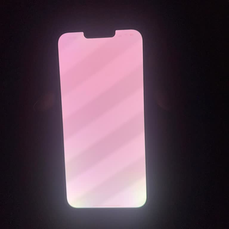 İphone 13 Pro Max Yazılım Güncellemesi Sonrası Beyaz Ekran Ve Yüksek Onarım Ücreti Mağduriyeti