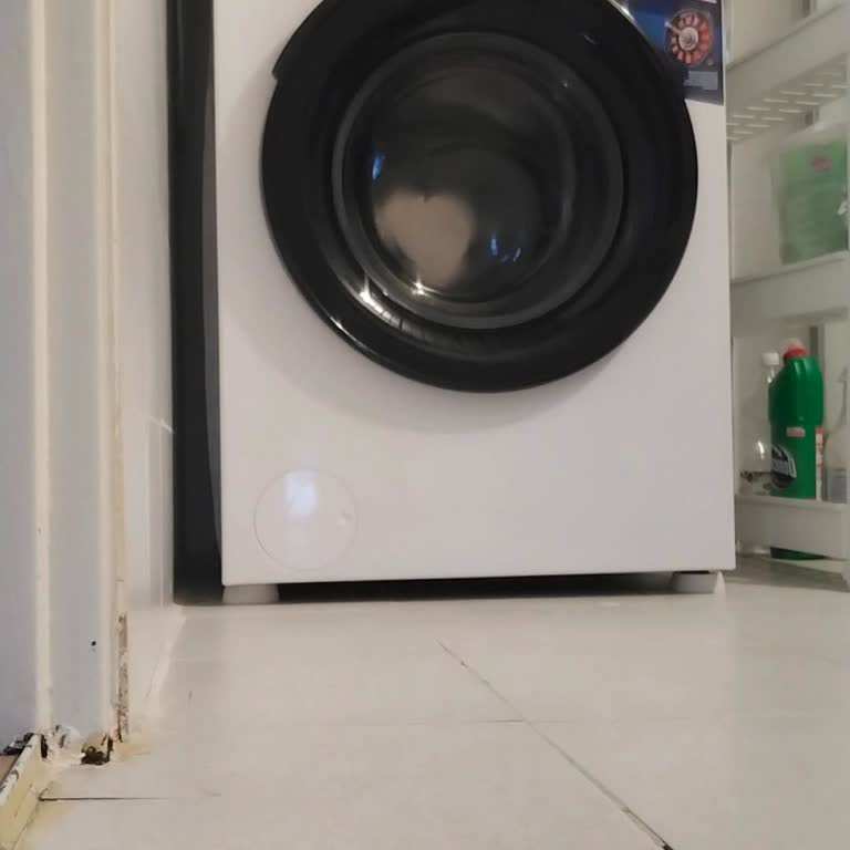 Beko Çamaşır Makinesi Sıkma Esnasında Yerinden Oynuyor, Çözüm Bulunmuyor