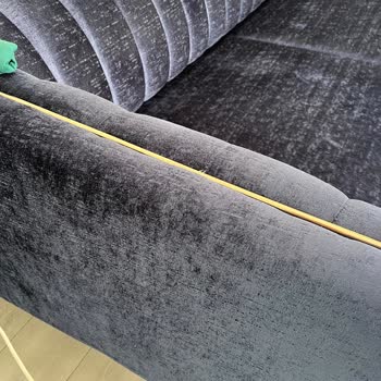 Yüksek Fiyatlı Koltuk Takımında Kısa Sürede Kumaş Deformasyonu Yaşadım