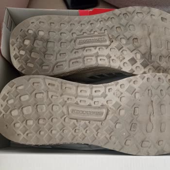 Aldığım Ayakkabı Kısa Sürede Yıprandı Ve Tabanı Kırıldı