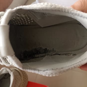 Aldığım Ayakkabı Kısa Sürede Yıprandı Ve Tabanı Kırıldı