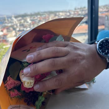 Beklentiyi Karşılamayan Çiçek Ve İletişim Sorunu Yaşadım